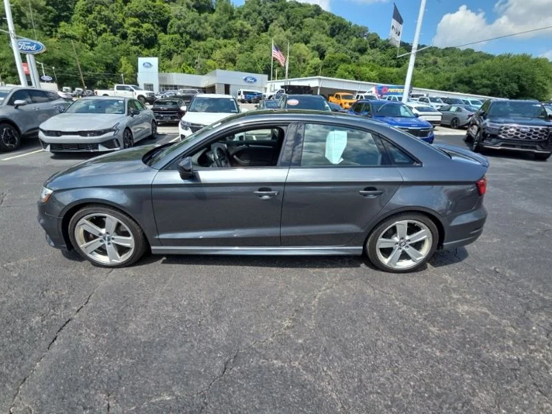 Used 2020 Daytona Gray Pearl Effect Audi 2.0T Premium Plus image 4