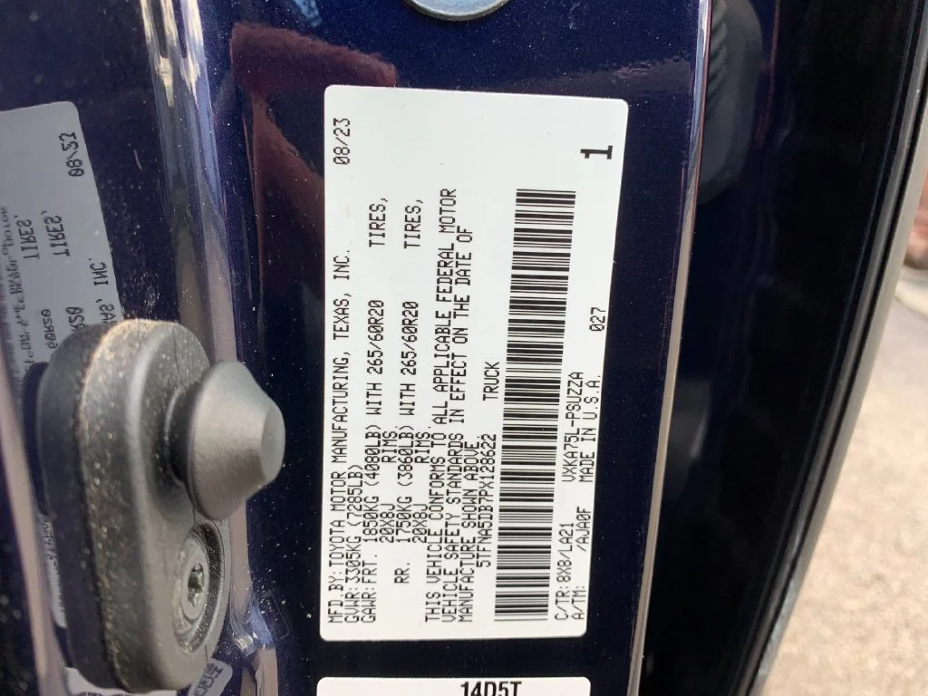 Used 2023  Toyota Platinum image 39