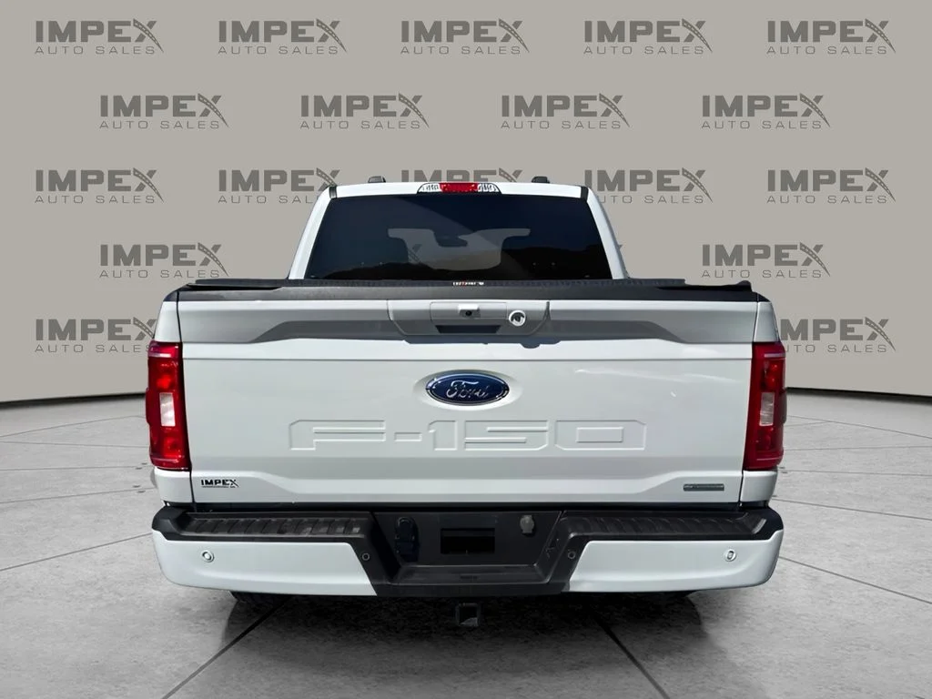 Used 2023 White Ford XLT image 4