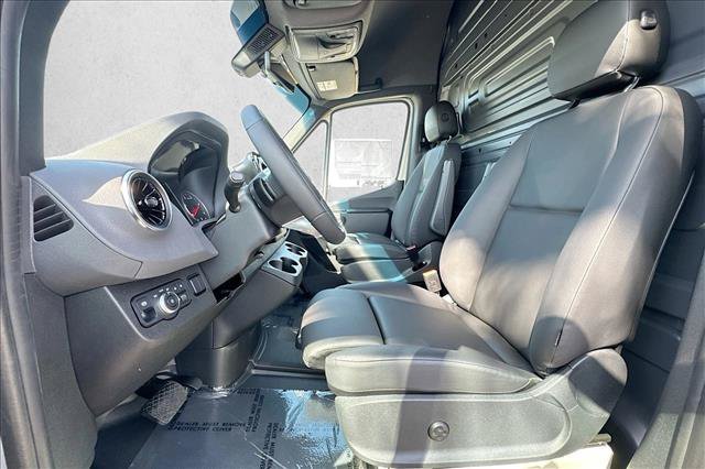 New 2026 Pebble Gray Mercedes-Benz  image 45