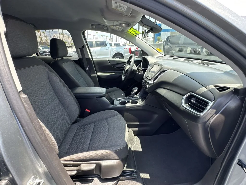 Used 2024 Gray Chevrolet LT image 29