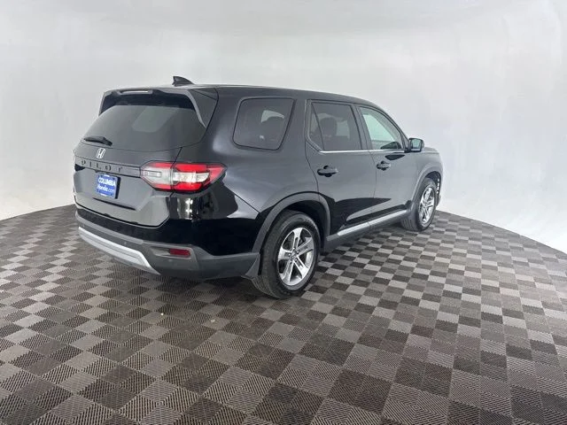 Used 2025 Black Honda EX-L image 5