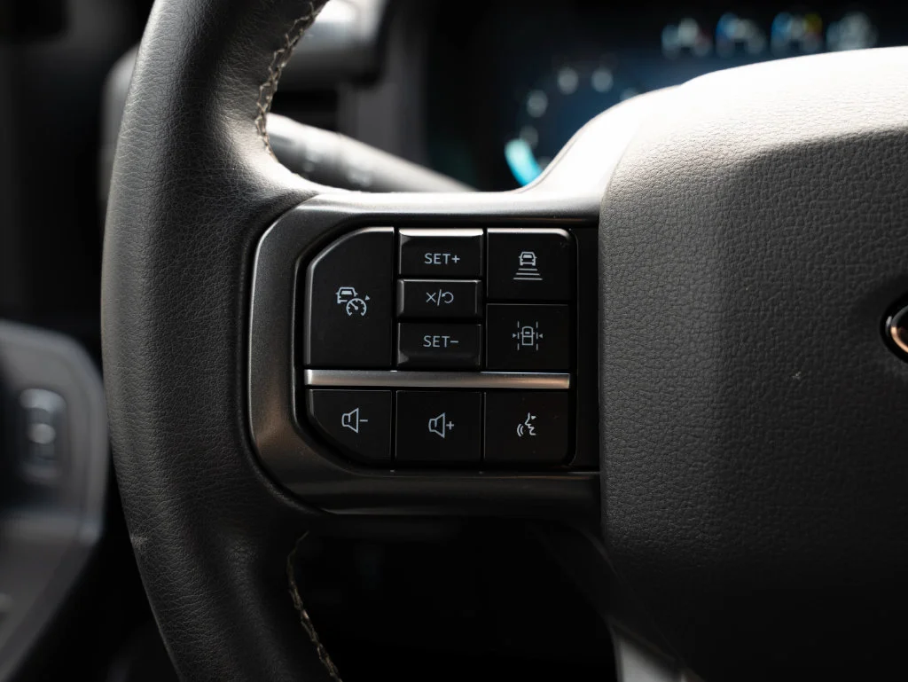 Used 2024 Oxford White Ford XLT image 27
