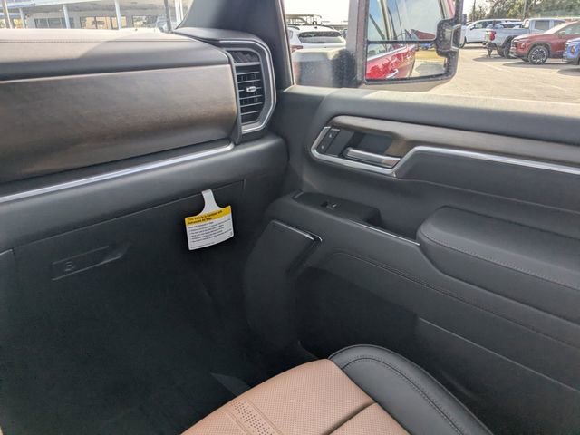 2026 Chevrolet Silverado 2500 HD High Country - Photo 17