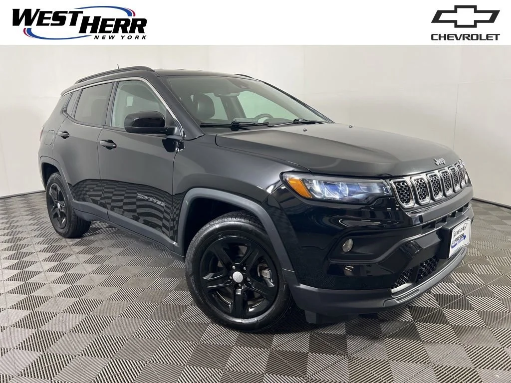 2023 Jeep Compass Latitude 4X4's photo