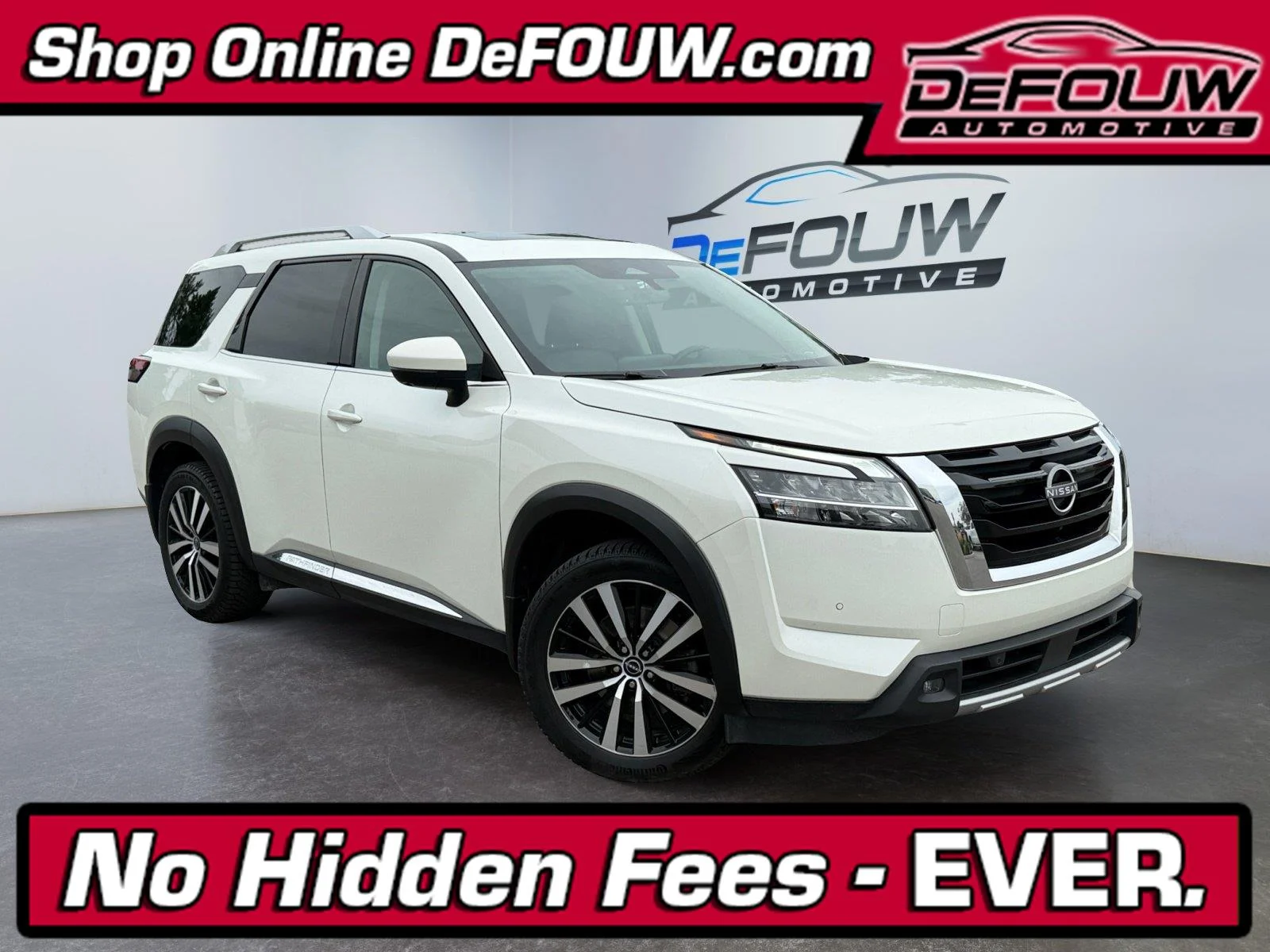 Used 2023  Nissan Platinum image 1