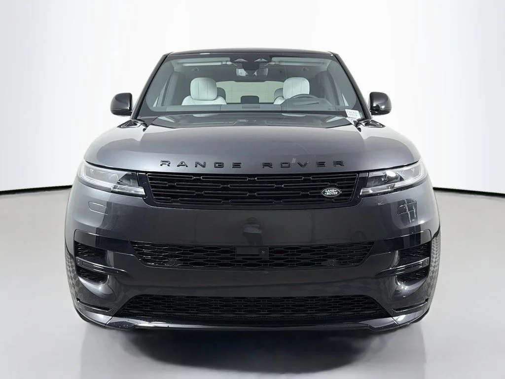 New 2026 Carpathian Grey Land Rover Dynamic SE image 2