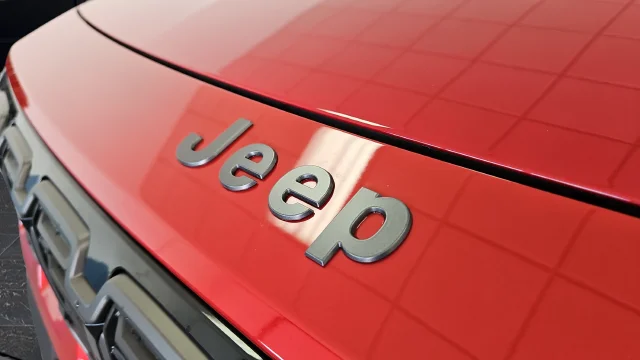 New 2026 Red Hot Pearl-Coat Exterior Paint Jeep Overland image 47