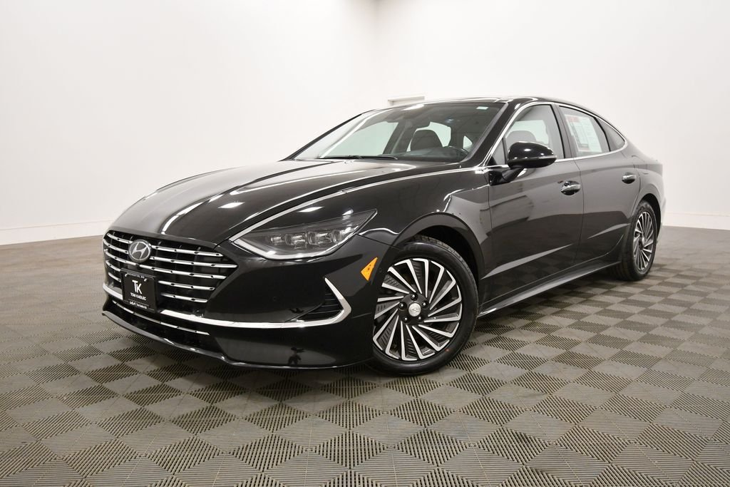 Used 2023 Hyundai Sonata Hybrid Limited with VIN KMHL54JJ7PA058278 for sale in Rochester, Minnesota