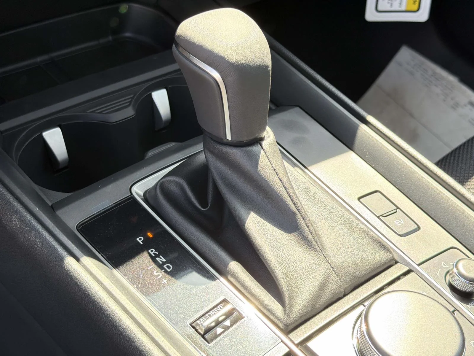 New 2026 Wind Chill Pearl Mazda Preferred AWD image 11