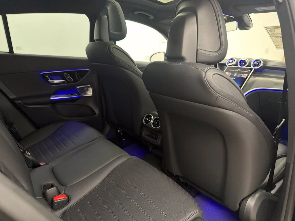 New 2027 Black Mercedes-Benz GLC 300 Coupe image 27