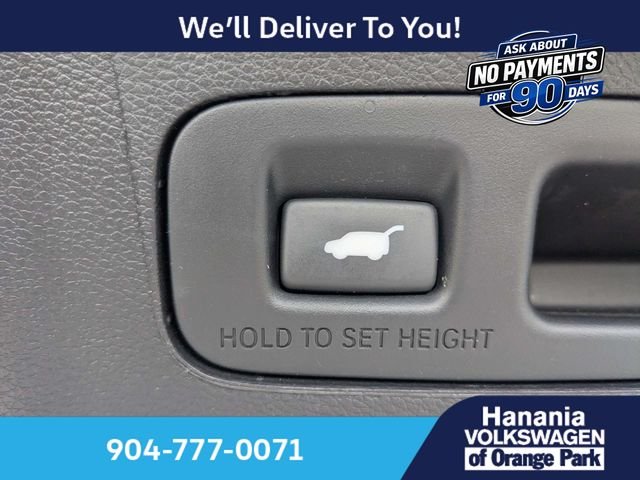 Used 2022 White Honda Touring image 13