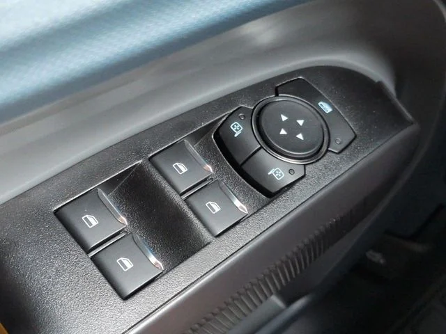 New 2026 White Ford Tremor image 24