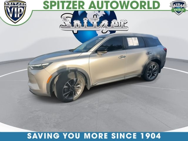 Used 2023 Silver INFINITI LUXE image 4