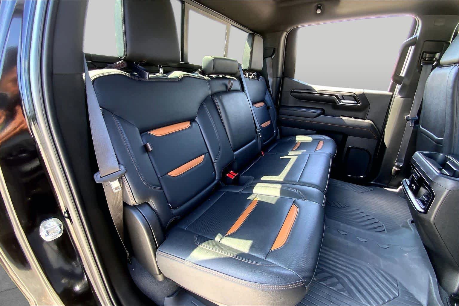 Used 2024 Onyx Black GMC AT4 image 19