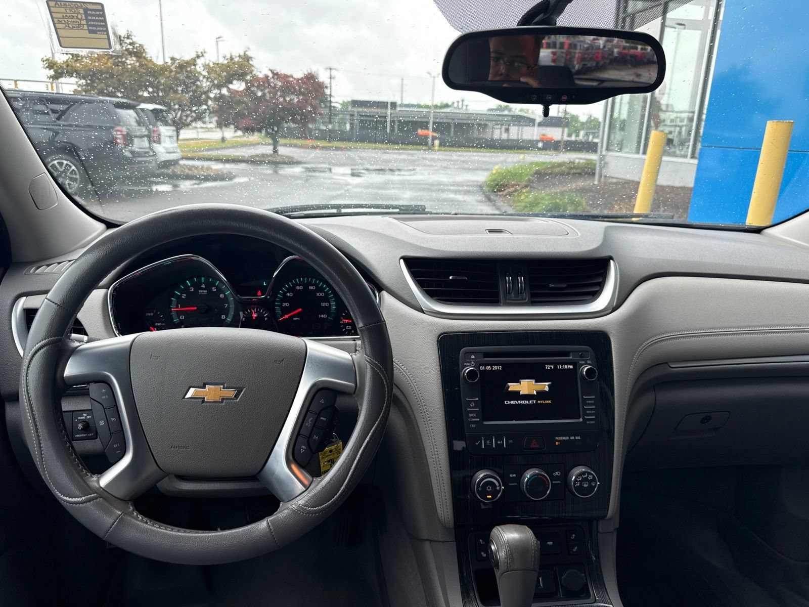Used 2017 Chevrolet Traverse 1LT with VIN 1GNKVGKD2HJ304057 for sale in East Hartford, CT