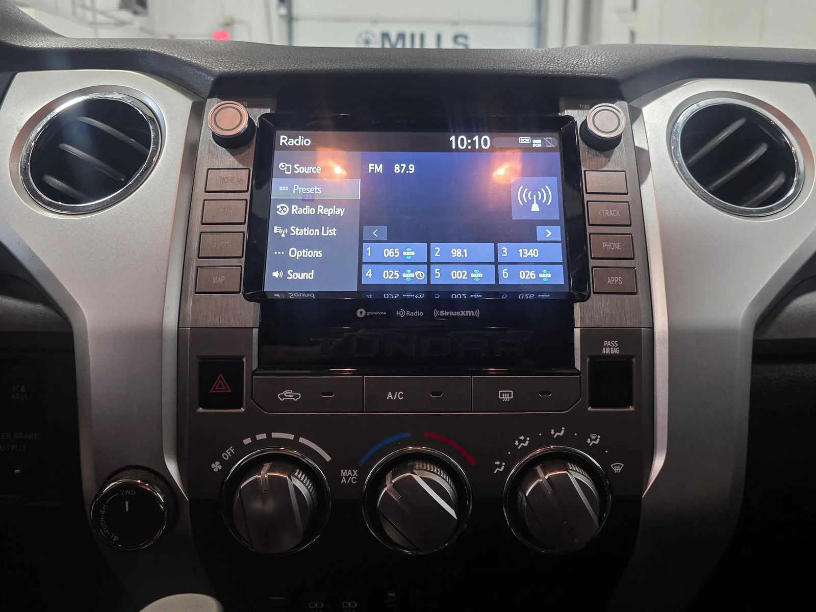 2020 Toyota Tundra SR5 - Photo 29