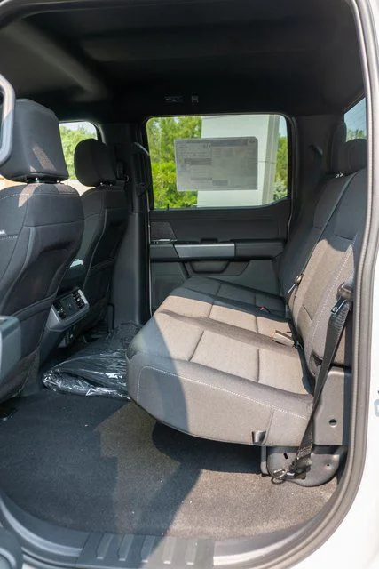 New 2026 Avalanche Ford XLT image 8