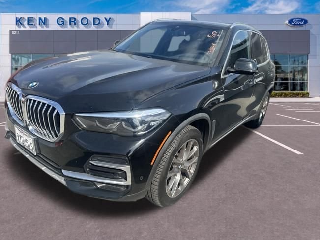 Used 2023 Black BMW xDrive40i image 4