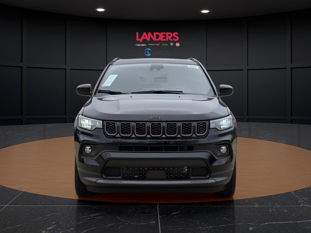 New 2026 Diamond Black Crystal Pearlcoat Jeep Latitude image 6