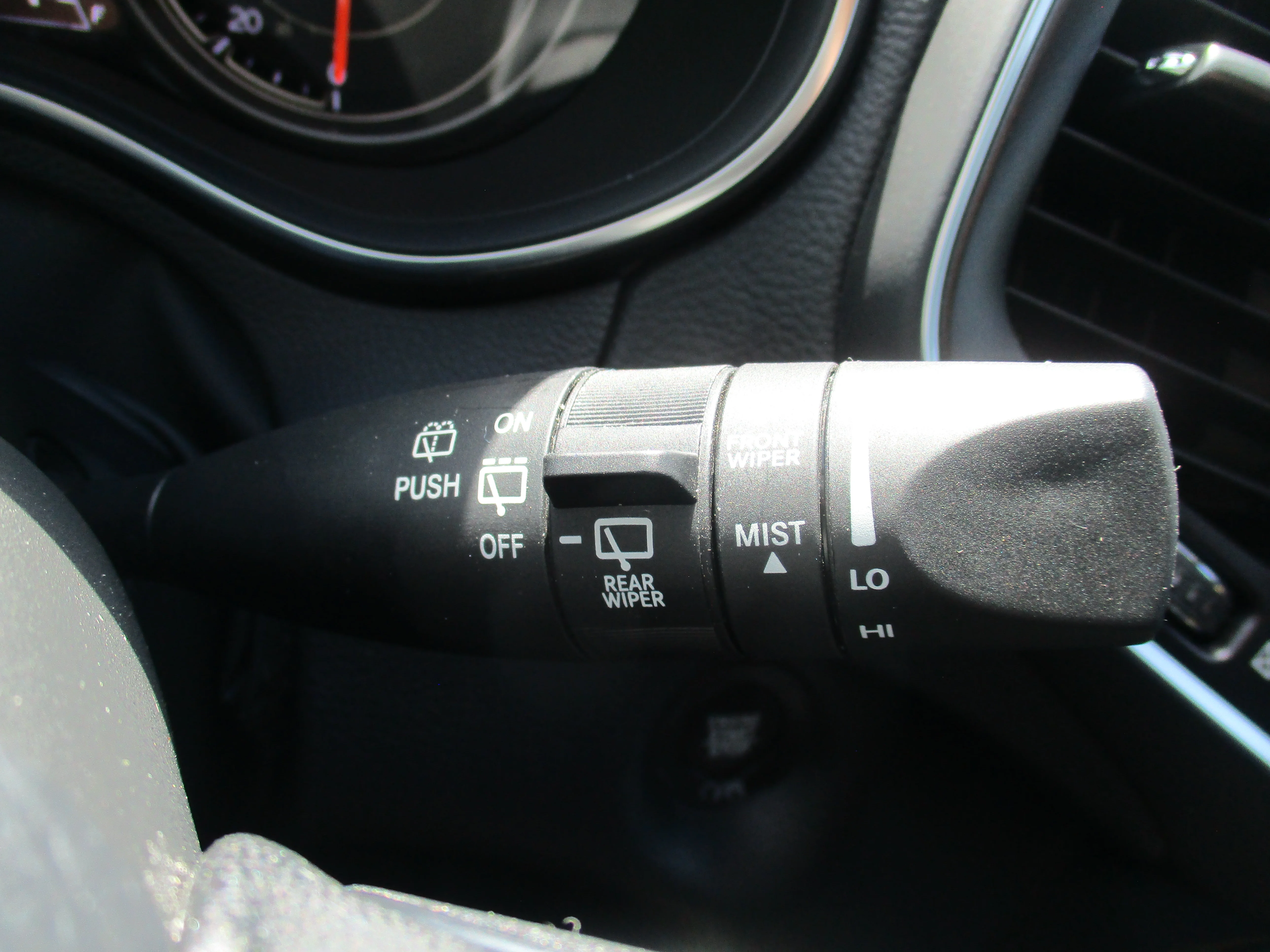 Used 2022 Hydro Blue Pearlcoat Jeep Trailhawk image 10