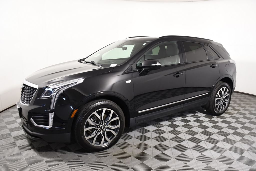 Used 2021 Cadillac XT5 Sport with VIN 1GYKNGRS1MZ114365 for sale in Richfield, Minnesota