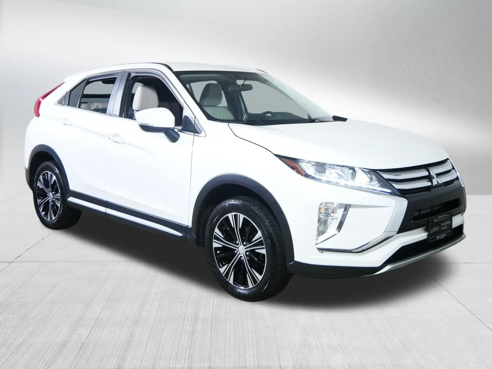 2019 Mitsubishi Eclipse Cross SE S-AWC's photo