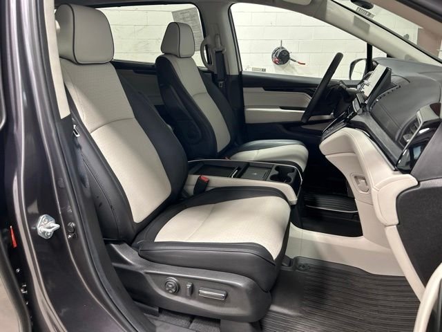 2026 Honda Odyssey Elite - Photo 14