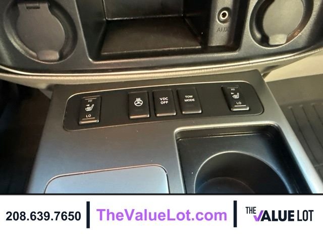 Used 2010 White Nissan Platinum image 15