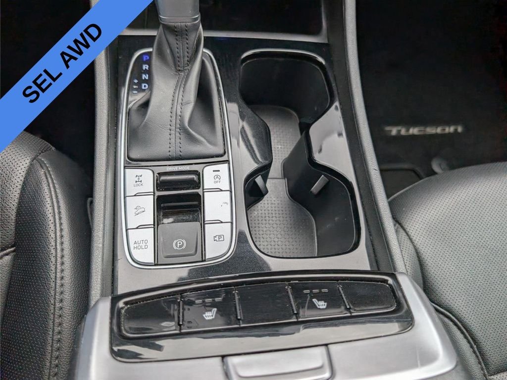 Used 2023 White Hyundai SEL image 26