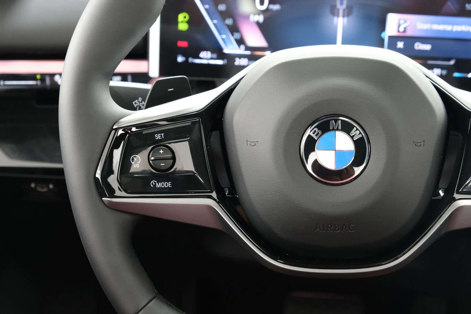 New 2027 Oxide Grey Metallic BMW 540i xDrive image 11