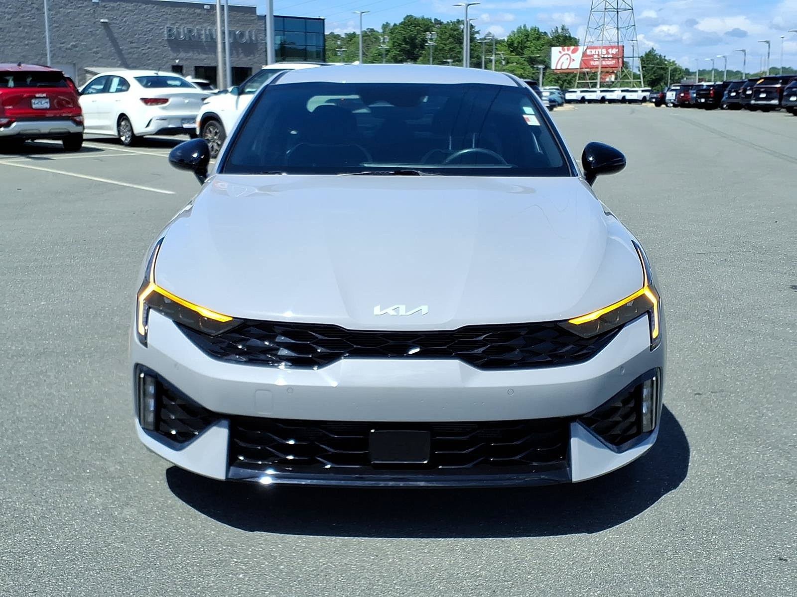 Certified Used 2025 Wolf Gray Kia GT-Line image 2