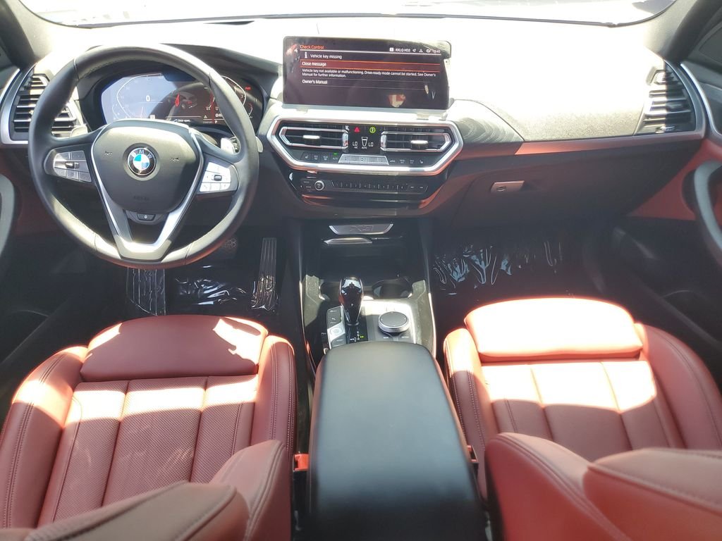 Used 2024 Black Sapphire Metallic BMW sDrive30i image 11