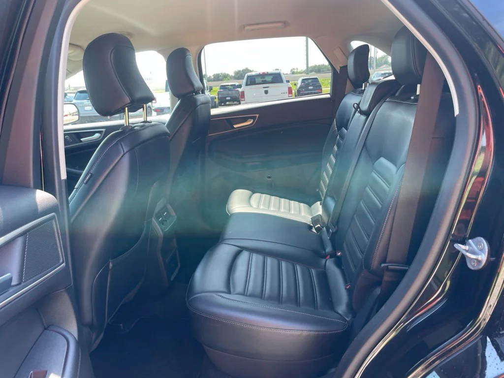 Used 2024 Black Ford SEL image 12