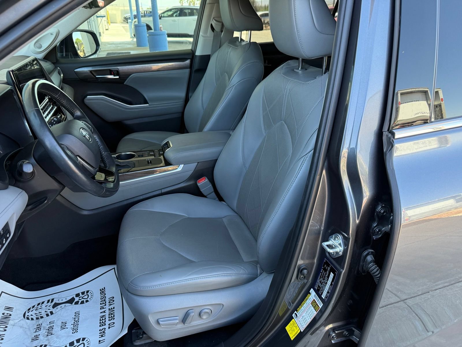 Used 2021 Gray Toyota Platinum image 33