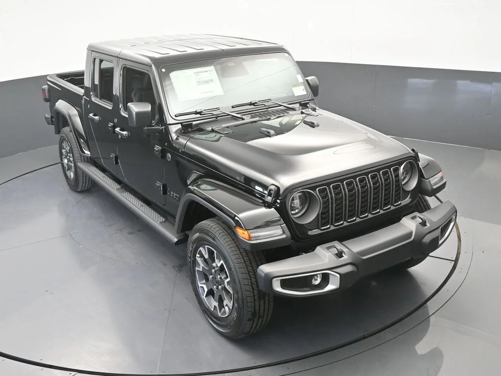 New 2026 Black Clear-Coat Exterior Paint Jeep Sahara image 49