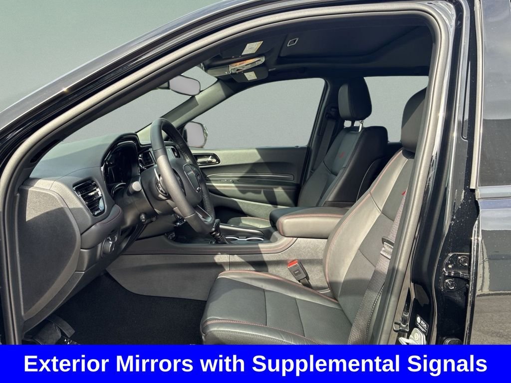 New 2026 Diamond Black Clear-Coat Exterior Paint Dodge GT Plus image 18