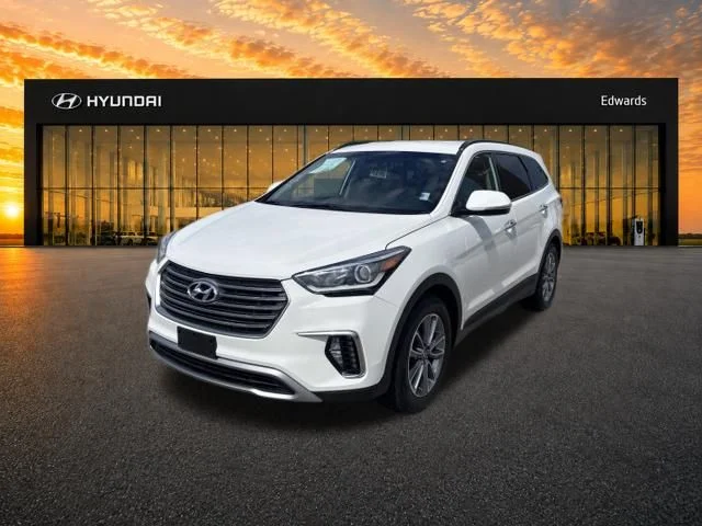 Used 2018 White Hyundai SE image 1