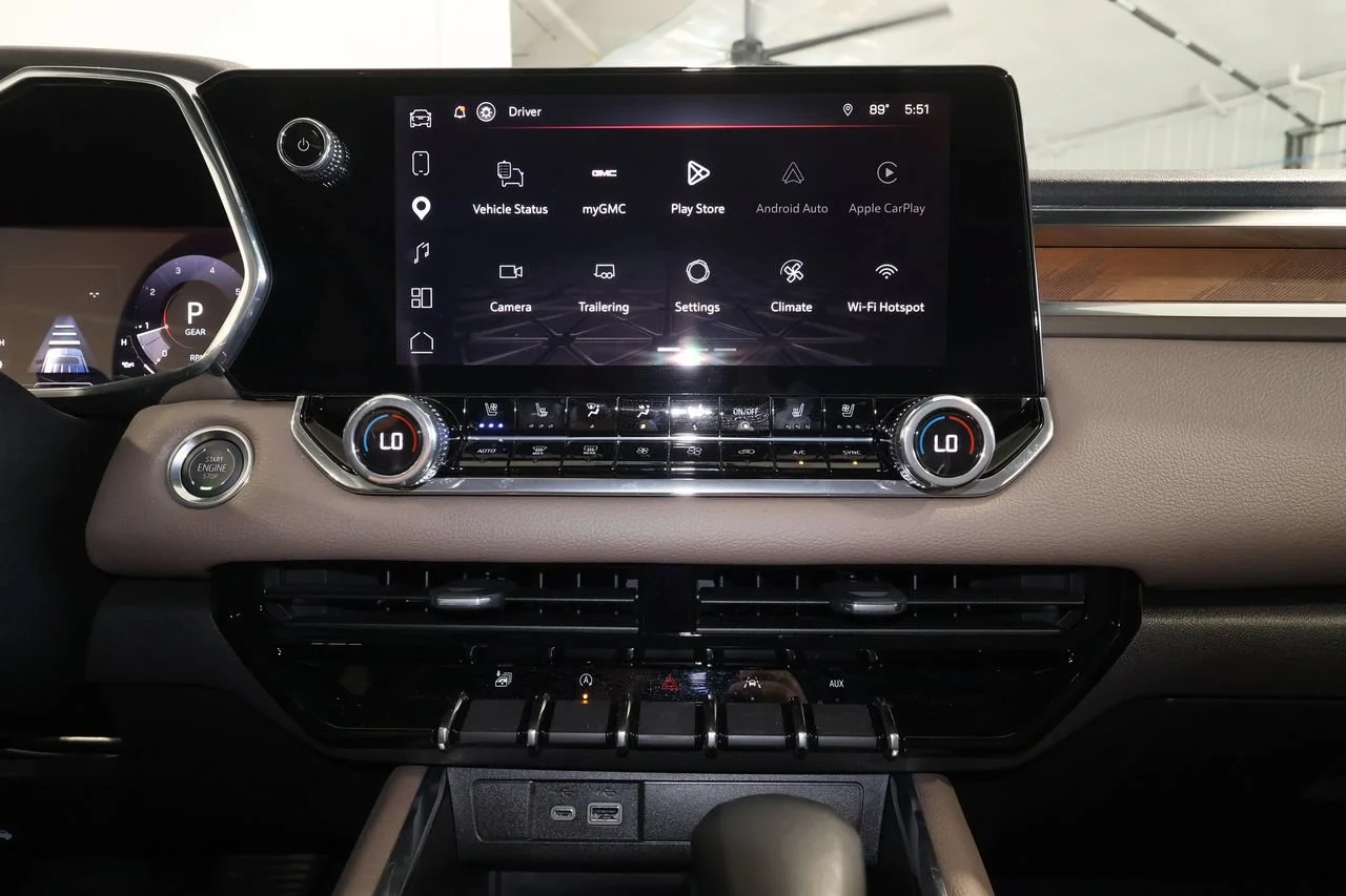 2026 GMC Canyon Denali - Photo 16