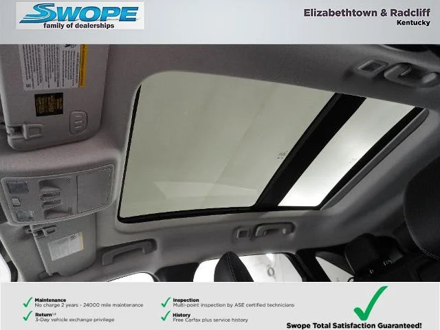 New 2025 Star White Metallic Tri-coat Ford Plug-in Hybrid image 32