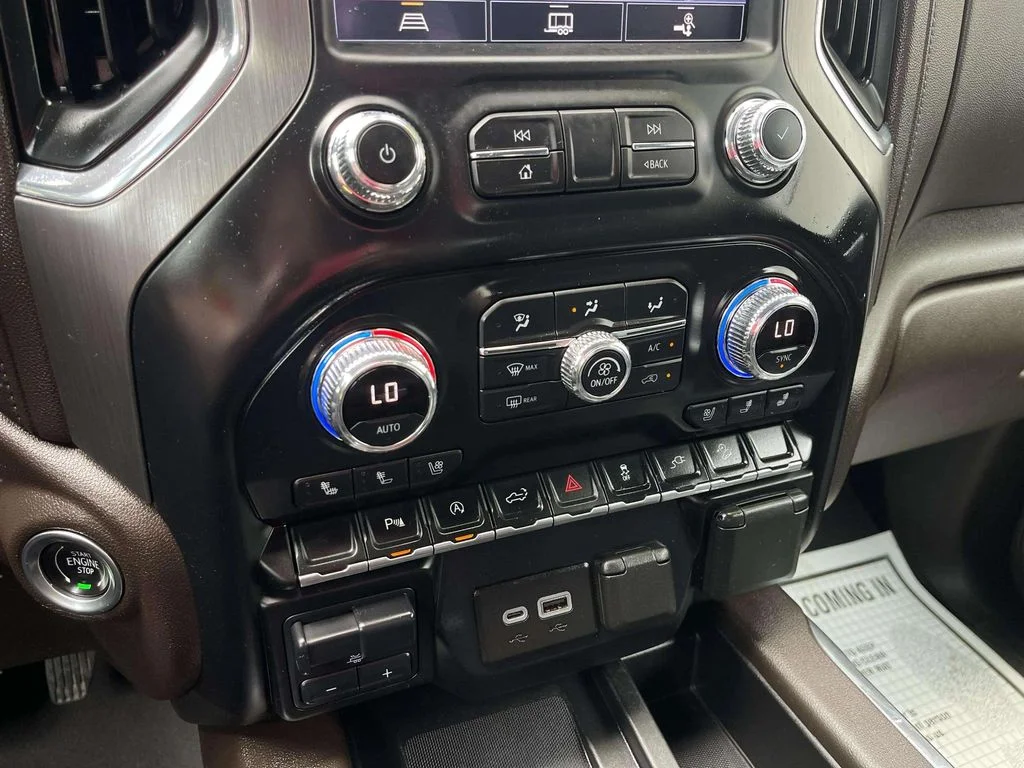 Used 2021 Onyx Black GMC Denali image 15