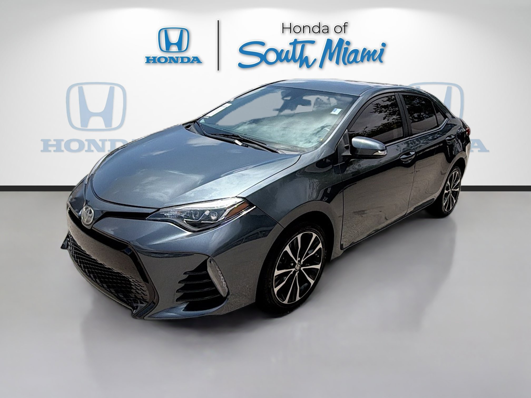 Used 2019 Slate Metallic Toyota SE image 3