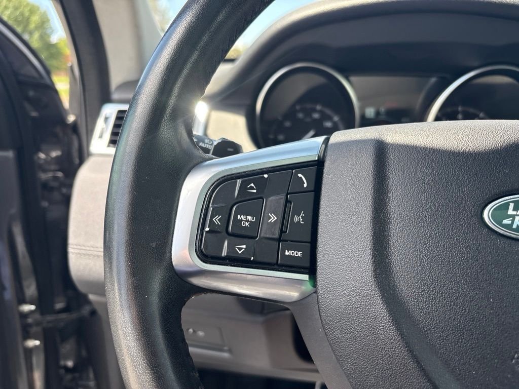 Used 2019 Gray Land Rover  image 21