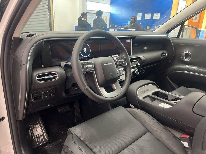 New 2027 White Hyundai SEL 8P image 19