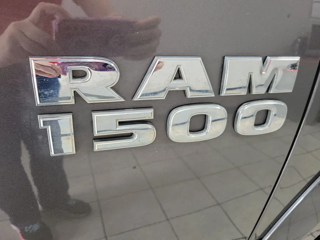 Used 2016 Gray Ram Laramie Longhorn image 27
