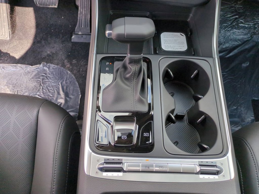 New 2026 Snow White Pearl Kia SX image 22