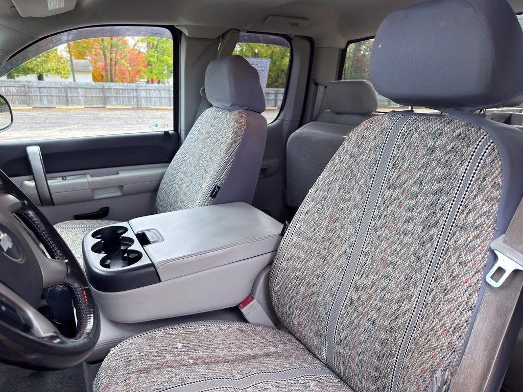 Used 2008 Silver Chevrolet LT image 19