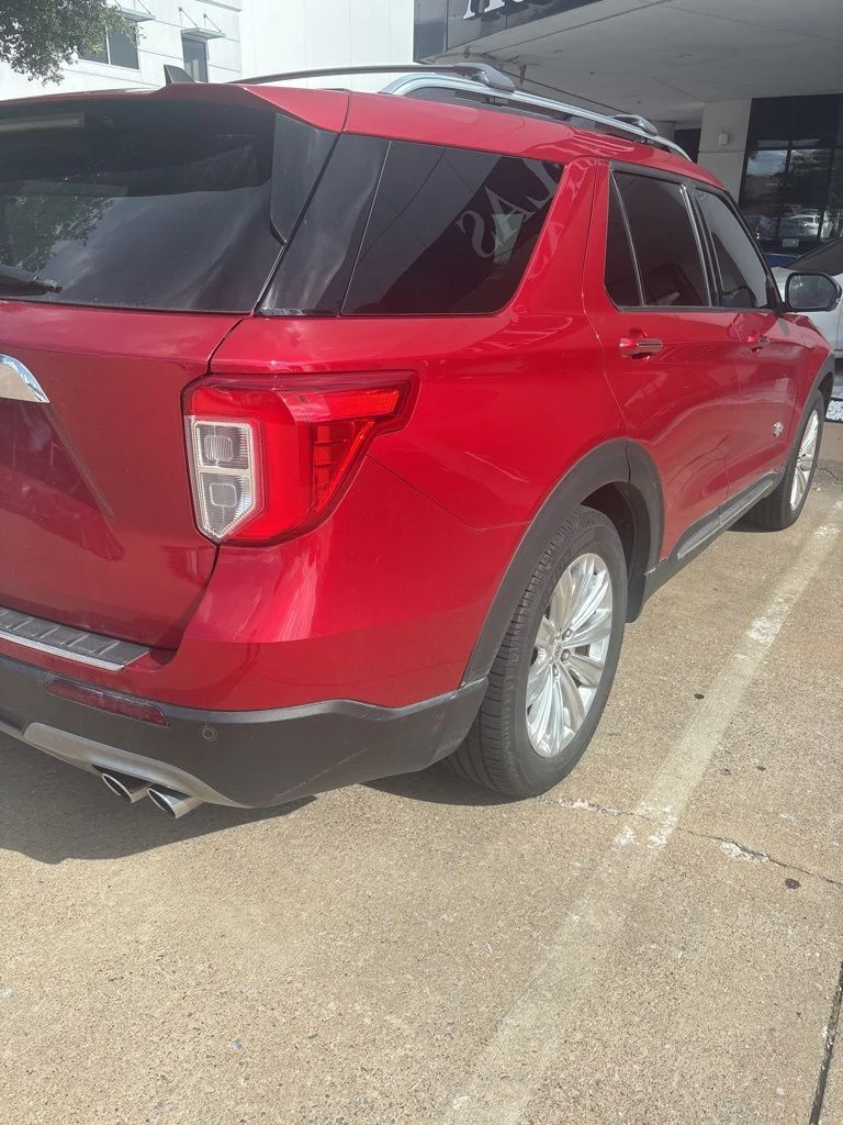 Used 2021 Red Ford King Ranch image 4
