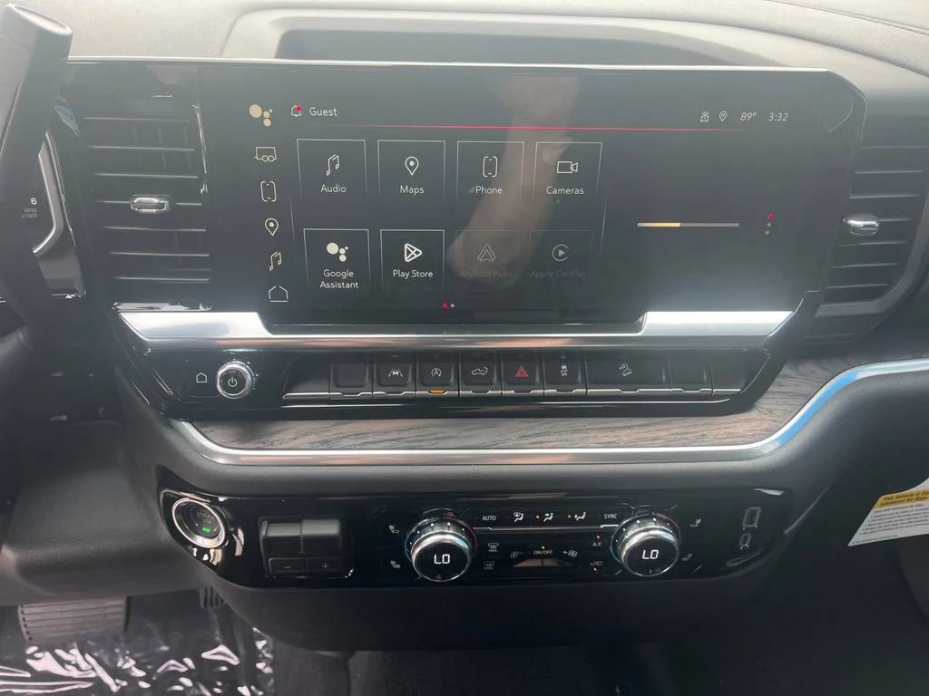 2026 GMC Sierra 1500 SLT - Photo 8