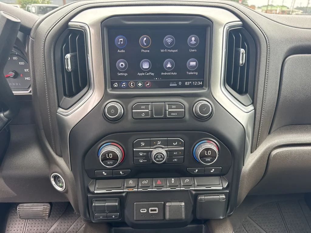 Used 2019 Red Chevrolet RST image 28